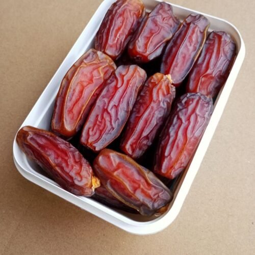 Premium Quality Mabroom Dates from Al-Hafeez Dry Fruits